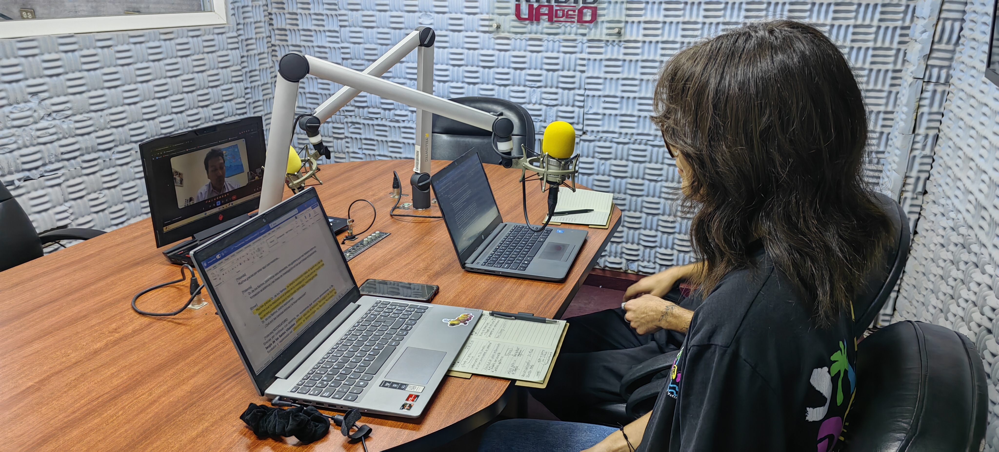 Entrevista al Dr. Sergio de los Santos en cabina